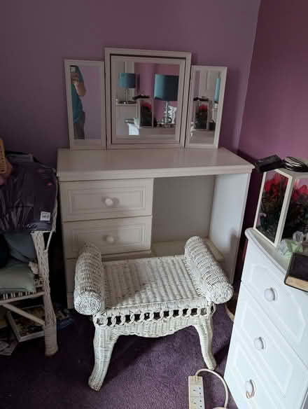 Photo of free Dressing Table and Stool (Hildenborough TN11) #1