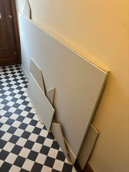 Photo of free Various lengths of plasterboard (CH48) #1