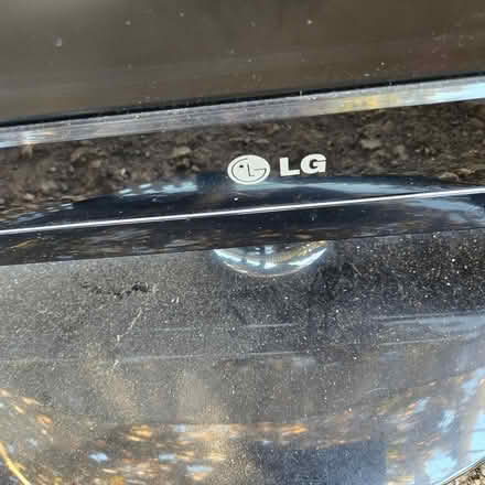 Photo of free Television Curbside (94041) #3