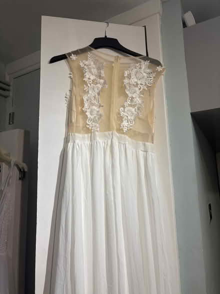 Photo of free Wedding Dress #2 (DA11) #4