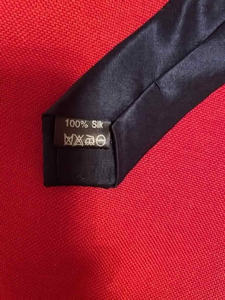 Photo of free Einstein silk tie (100% silk) (Cambridge CB4) #3