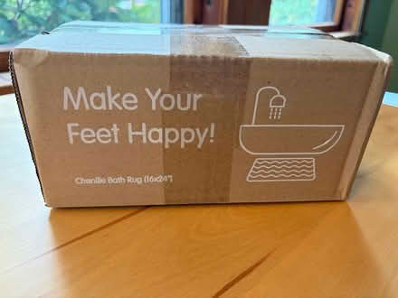 Photo of free White Chenille Bath Mat: New (Lexington center) #2