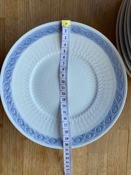 Photo of free 6 dinner plates, 4 side plates (BS11) #3
