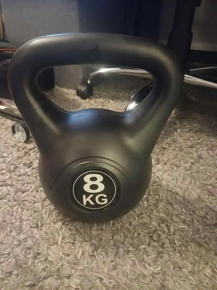 Photo of free Kettle bell - 8kg (SE9) #1