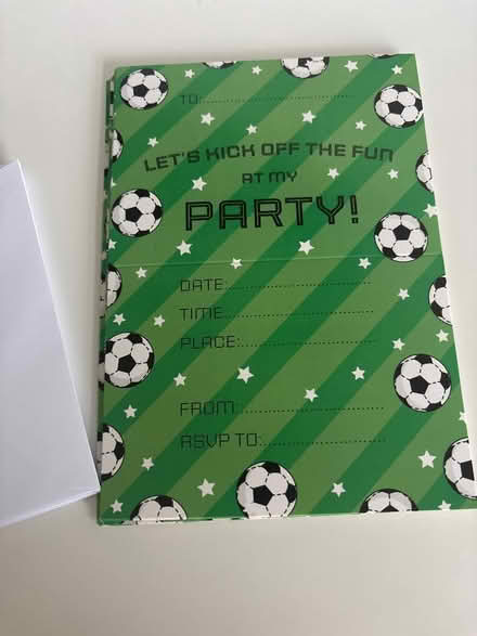 Photo of free 9x birthday invites with envelopes (Kings Park G44) #1