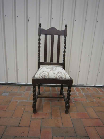 Photo of free classic old chair (Blacktown near station) #1