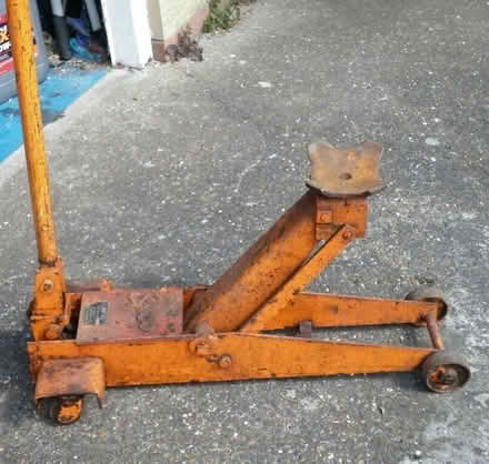 Photo of Car Trolley Jack (Crosby Ravensworth CA10) #1