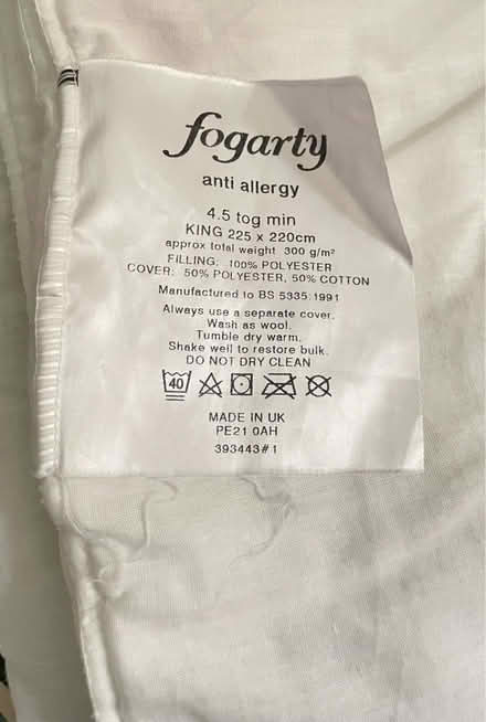 Photo of free Lightweight summer duvet king size (Walton Manor OX2) #1