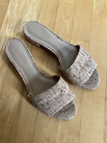 Photo of free Size 10 sandals need refurbishment (Crystal Beach) #1