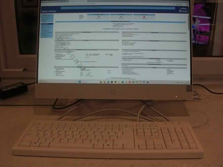 Photo of free LG 22" All-in-one Desktop W11 23H2 (B90 shirley) #1