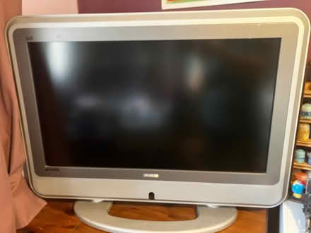 Photo of free 32 Inch 720p LCD TV (Chard TA20) #1