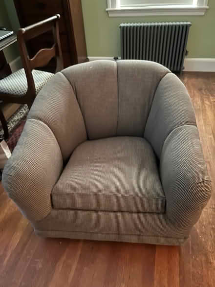 Photo of free Swivel Tub Chair (Lower Mills) #1