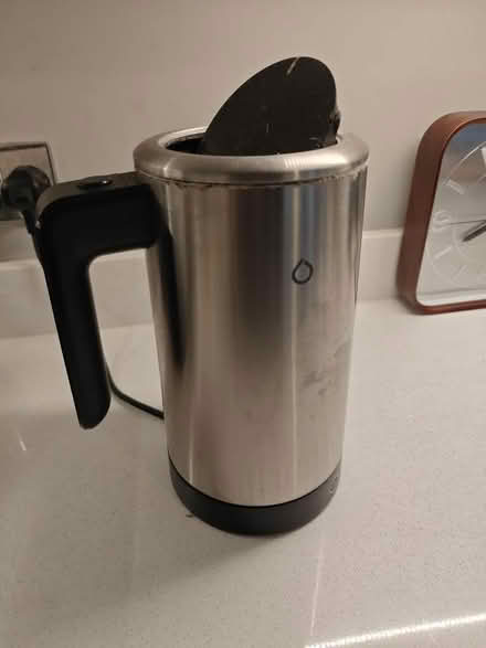 Photo of free Smarter Kettle 3 (WiFi Smart Kettle) - FOR PARTS OR REPAIR (Oaklands nr Welwyn AL6) #1