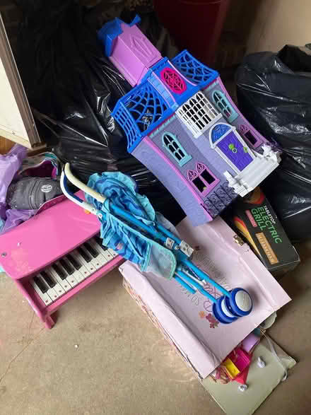 Photo of free toys and clothes (Keyport) #1