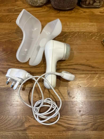 Photo of free Clarisonic Mia 2 skin cleanser (Hitchin, Herts) #3