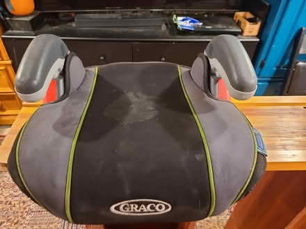 Photo of free Kid's Booster Seat for Car (Montlake) #1