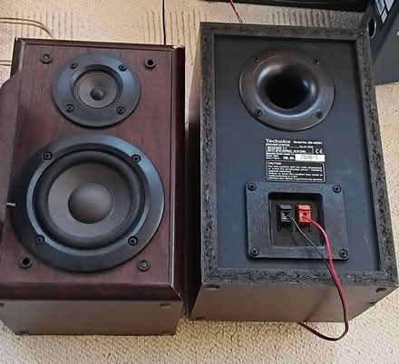 Photo of free speakers (CT15) #2