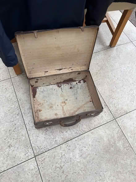 Photo of free Old suitcase (Papplewick CP NG15) #3
