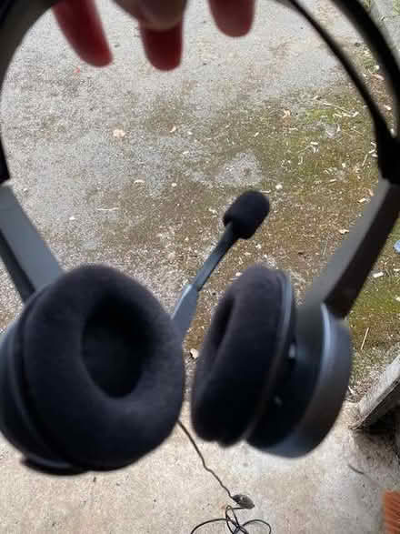 Photo of free Computer cables - signal + power plus USB Headset and Mouse (Perivale W13) #3