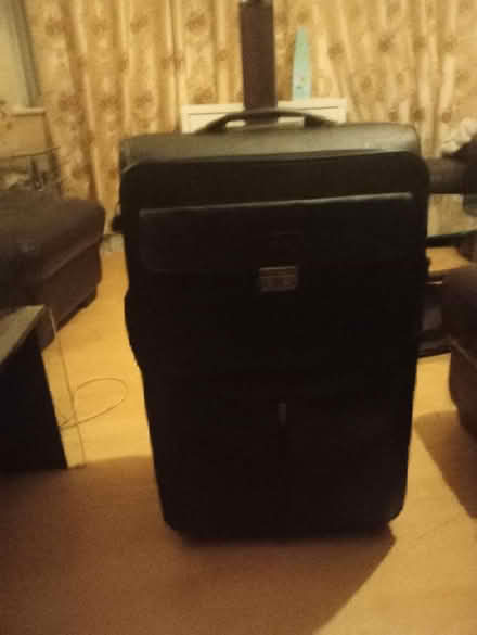 Photo of free Samsonite leather luggage bag (Dagenham RM10) #1