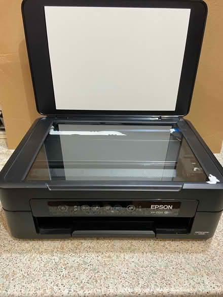 Photo of free Epsom printer scanner XP 2100 (Aigburth L19) #2