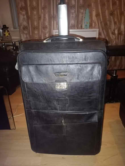 Photo of free Samsonite leather luggage bag (Dagenham RM10) #4