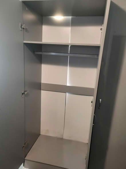 Photo of free 3 door wardrobe (Tn343ty) #3