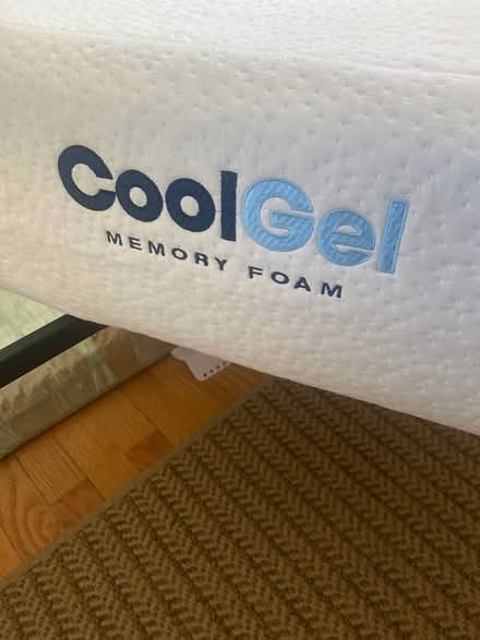 Photo of free Twin memory foam like new (Ijamsville 21754) #3