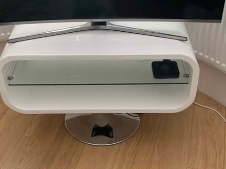 Photo of free Modern TV swivel unit (Chingford London E4) #1