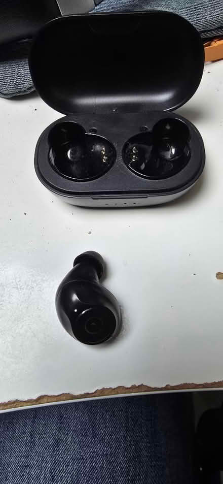 Photo of free Enacfire E60 (one earbud only) (Harrogate) #3