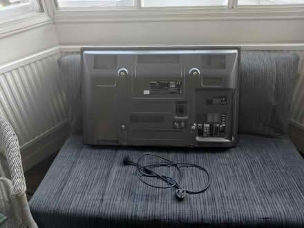 Photo of free Panasonic 37 inch widescreen tv (Clapham SW4) #2