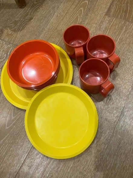 Photo of free Plastic picnic set (Beauchief S8) #1
