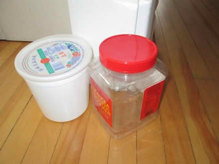 Photo of free plastic containers (Old Ottawa South) #2