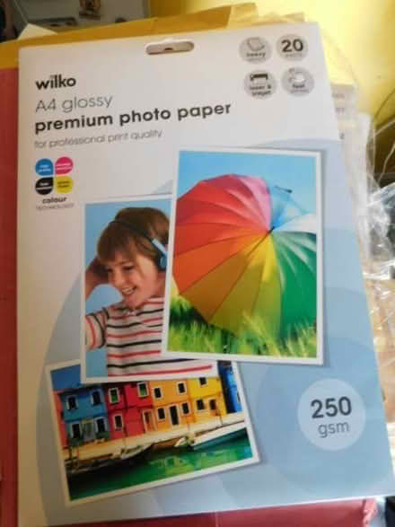Photo of free 20 Pack of Printer Photo Paper A4 Glossy 250gsm (Grays RM17) #1