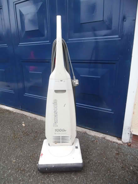 Photo of free Upright Vacuum Cleaner (Stanney Oaks CH65) #1