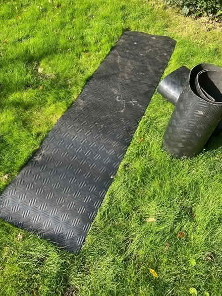 Photo of free Heavy duty rubber matting (BR6) #1