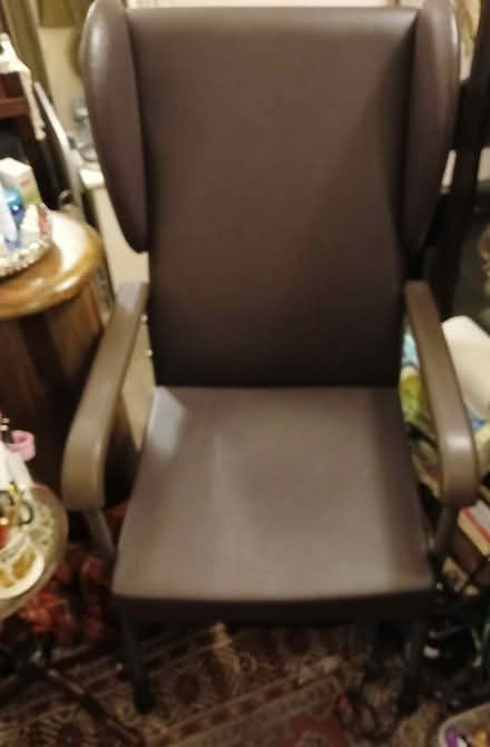 Photo of free Aidapt hospital chair (The Nurserylands TW12) #1