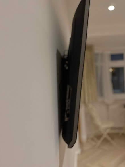 Photo of free 40’ LG TV (Old but working) (N18) #3