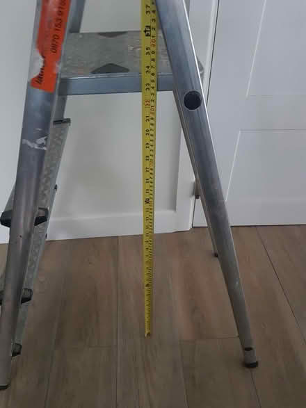Photo of free step ladder (sm6 8by) #3
