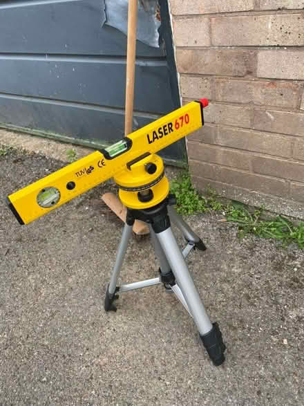 Photo of free Working laser level in case (Perivale W13) #1