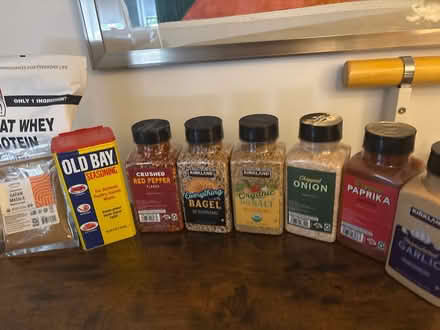 Photo of free One pound Containers of spices (W. 72nd St., NY,NY 10023) #1