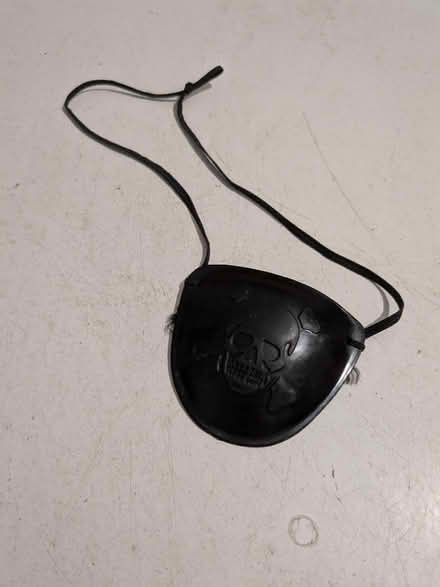 Photo of free Plastic toy eye patch (M33) #1