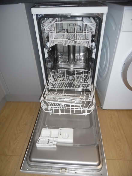 Photo of free Small Dishwasher (Stanney Oaks CH65) #2