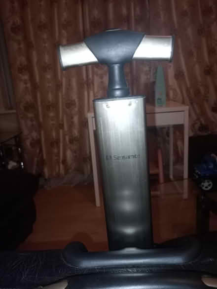 Photo of free Samsonite leather luggage bag (Dagenham RM10) #2