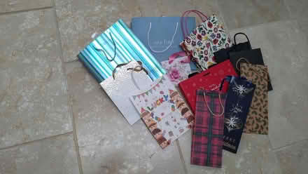 Photo of free Paper gift bags (Risinghurst OX3) #1