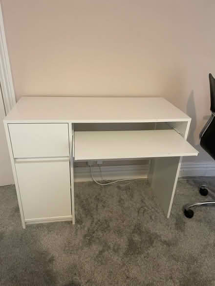Photo of free Small desk (Bedford) #1