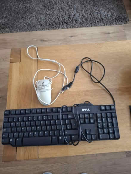 Photo of free Dell keyboard, plug in mouse (CH49) #1