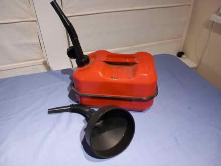 Photo of free Petrol can and funnel (Chorleywood WD3 5) #1