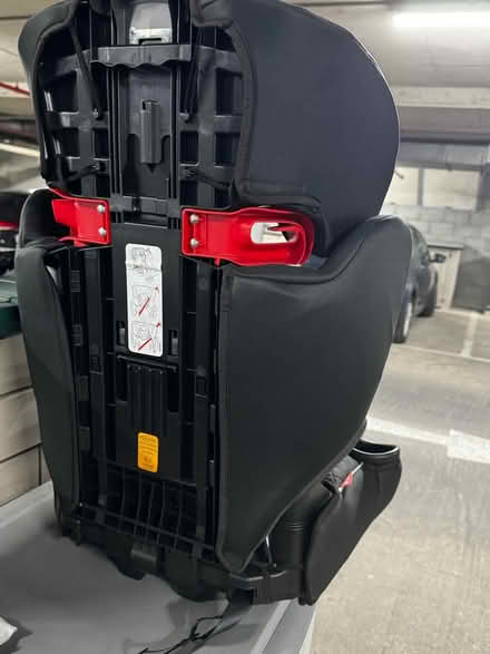 Photo of free Child car seat (Surrey Quays SE16) #2