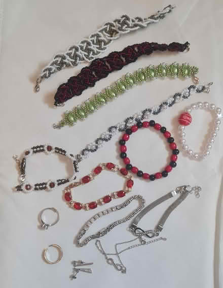 Photo of free Some Jewerelly bits (L21) #1